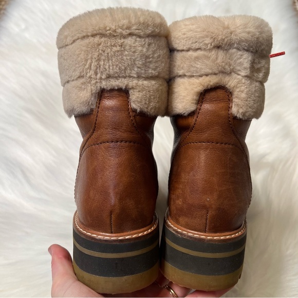 Clarks Orianna Hiker Boots Brown Leather Fur Trim Women’s size 7 - Picture 7 of 11